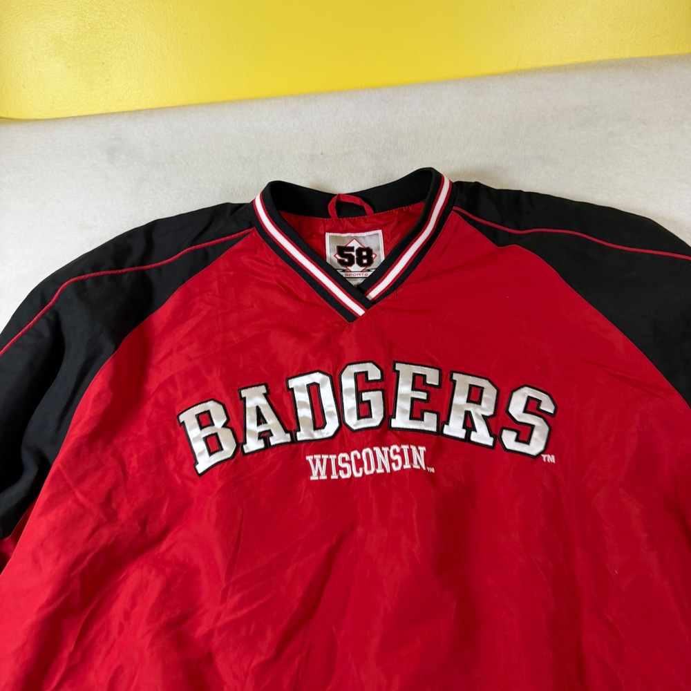 58 Sports Wisconsin Badgers Pullover Windbreaker Red Black Mens XXL NCAA Jacket